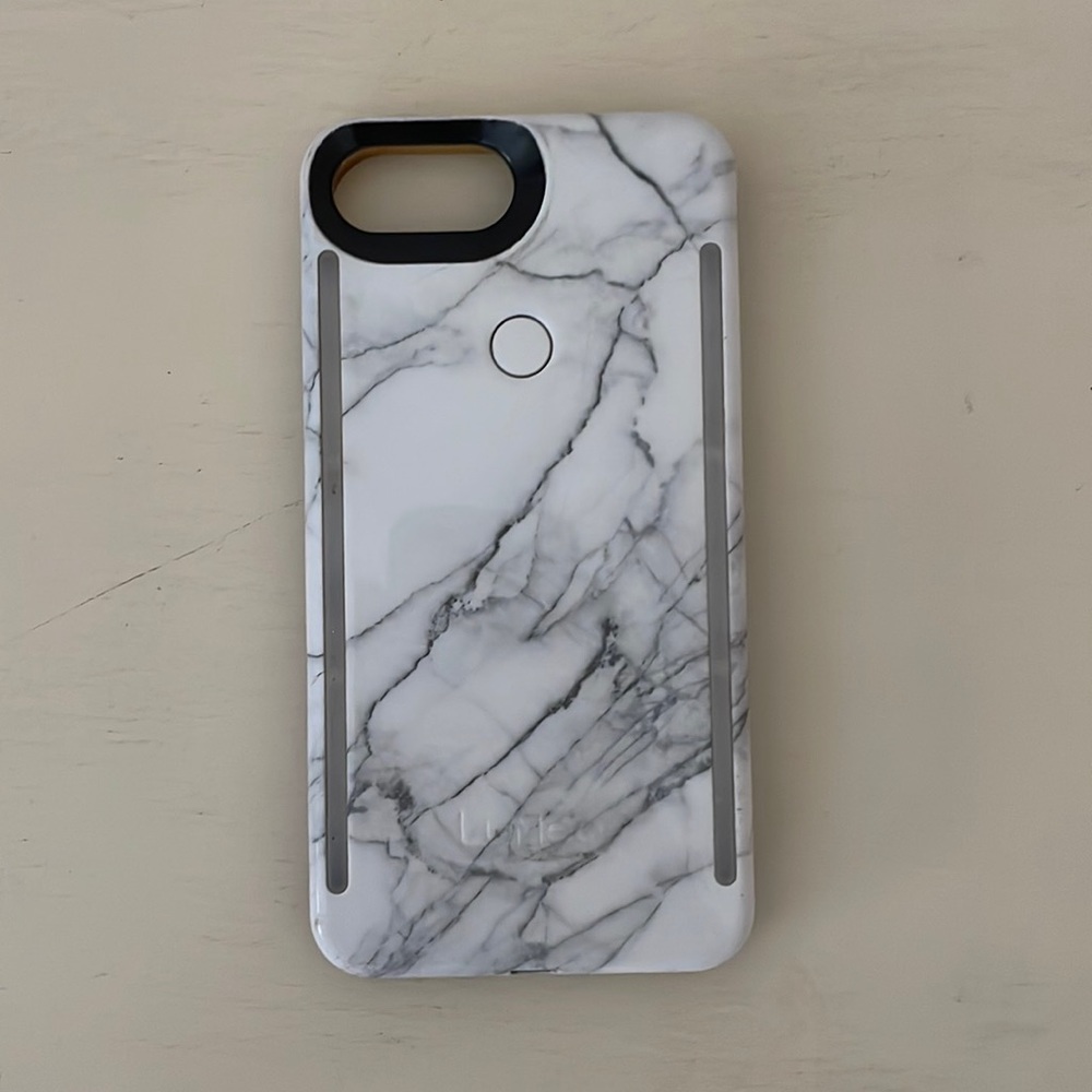 COPY - Authentic Lumee marble and white.